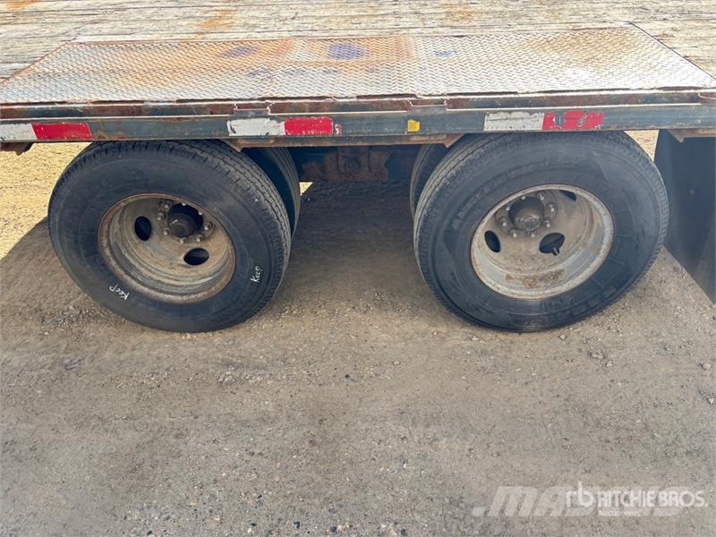 Precision Husky Trailers FG30-10SP 30 ft T/A Equipment Trailer Auto pārvadāšanas treileri