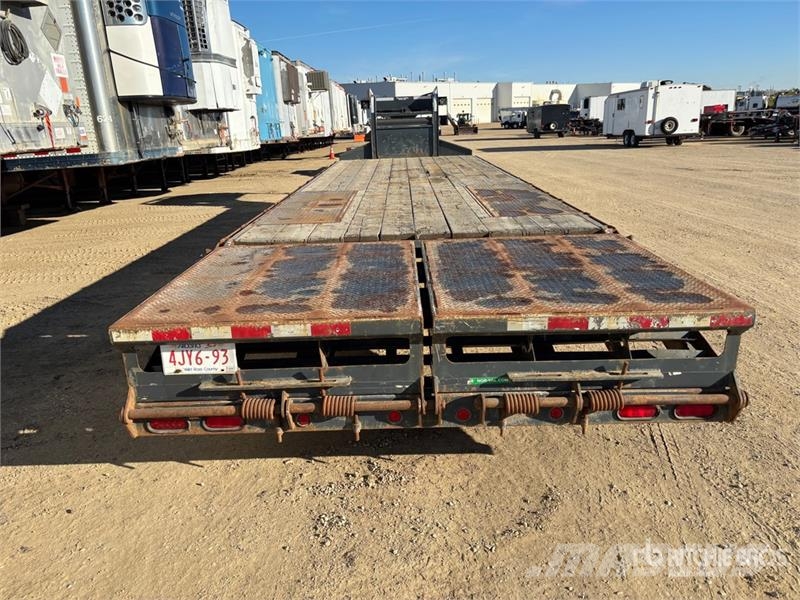 Precision Husky Trailers FG30-10SP 30 ft T/A Equipment Trailer Auto pārvadāšanas treileri