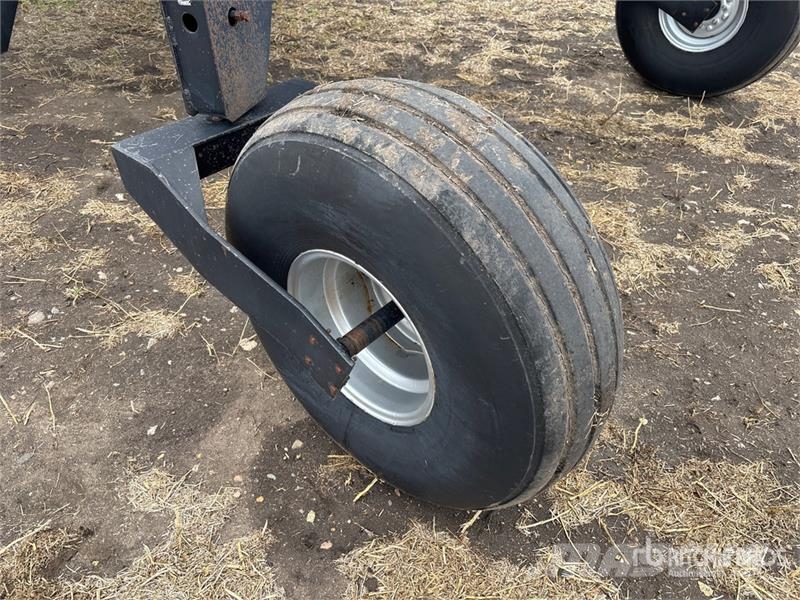 Premier 2900 30 ft Swather Windrower Рядкові жатки