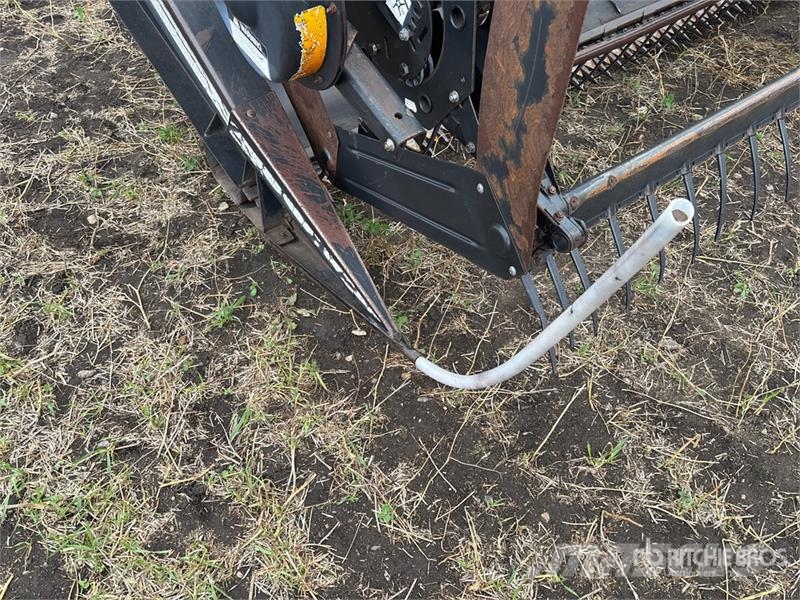 Premier 2900 30 ft Swather Windrower Рядкові жатки