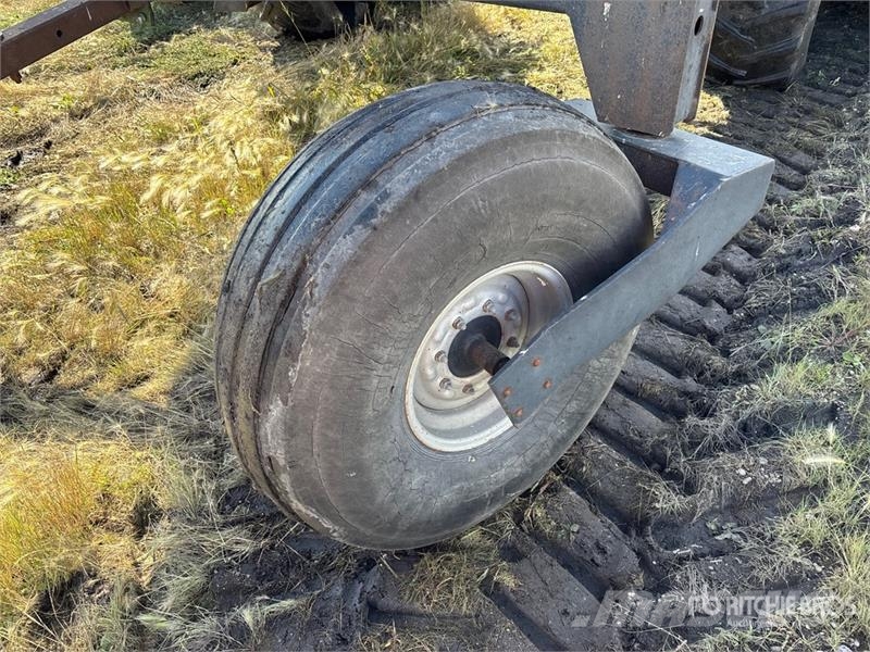 Premier 2930 25 ft Swather Windrower Segadoras hileradoras