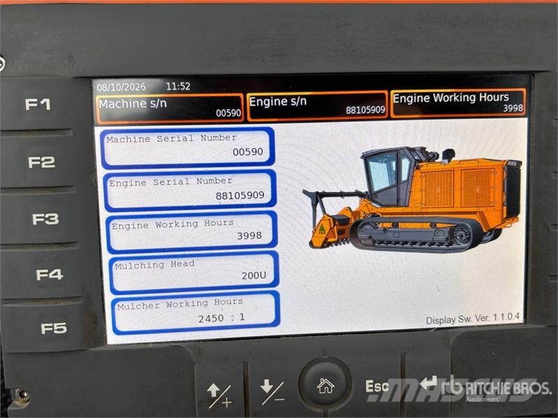 Prime Tech PT-300 Tracked Mulcher Tractor Skogsfräsar