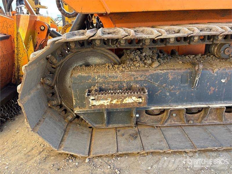 Prime Tech PT-300 Tracked Mulcher Tractor Metsamultšerid