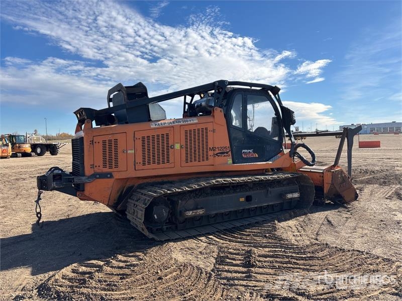 Prime Tech PT-300 Tracked Mulcher Tractor Metsamultšerid