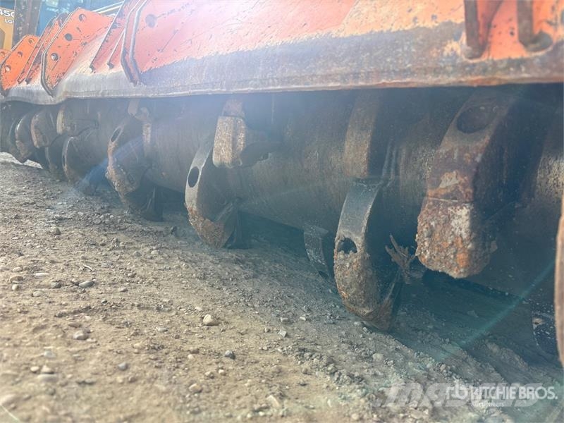 Prime Tech PT-300 Tracked Mulcher Tractor Metsamultšerid