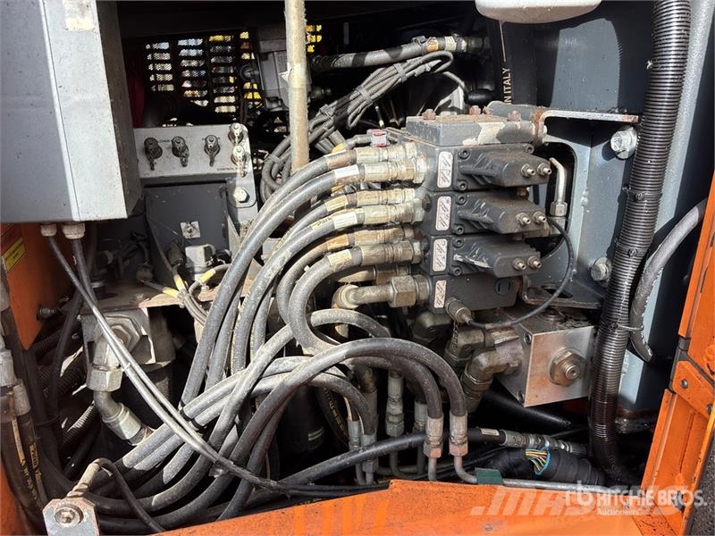Prime Tech PT-300 Tracked Mulcher Tractor Metsamultšerid