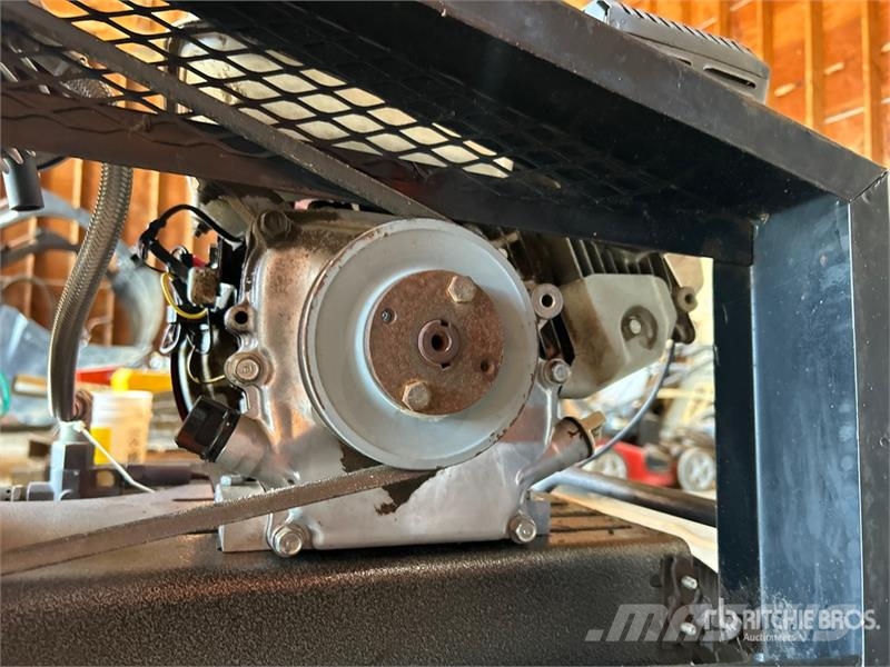 Princess Auto 10 gal Air Compressor Compressores