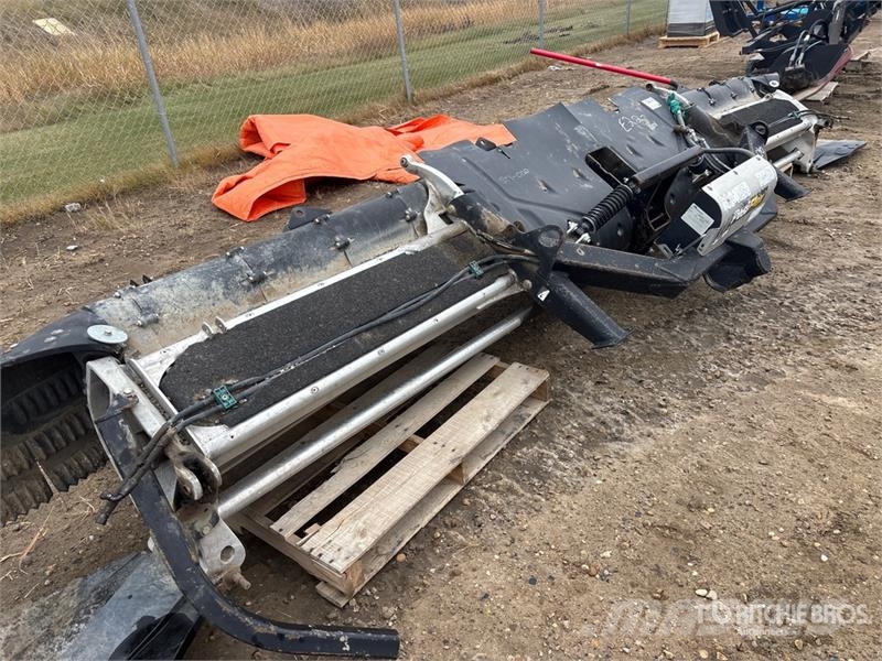 Prinoth Husky Snow Groomer ماكينات زراعية - غير ذلك
