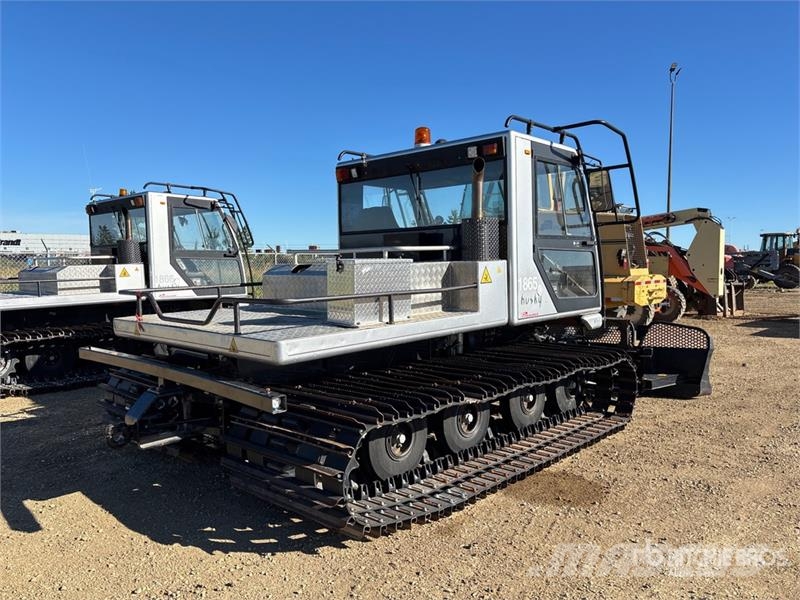 Prinoth Husky Snowcat (Inoperable) Kar düzleyiciler