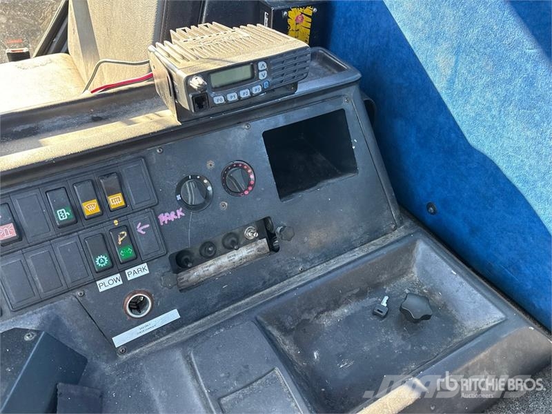 Prinoth Husky Snowcat (Inoperable) Kar düzleyiciler