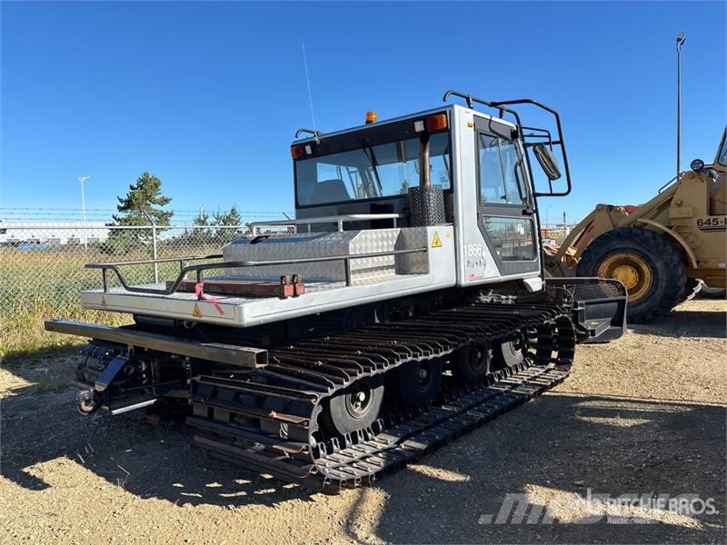Prinoth Husky Snowcat (Inoperable) Kar düzleyiciler