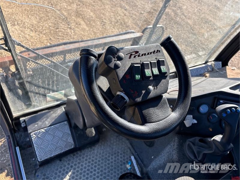 Prinoth Husky Snowcat (Inoperable) Kar düzleyiciler