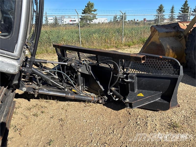 Prinoth Husky Snowcat (Inoperable) Kar düzleyiciler