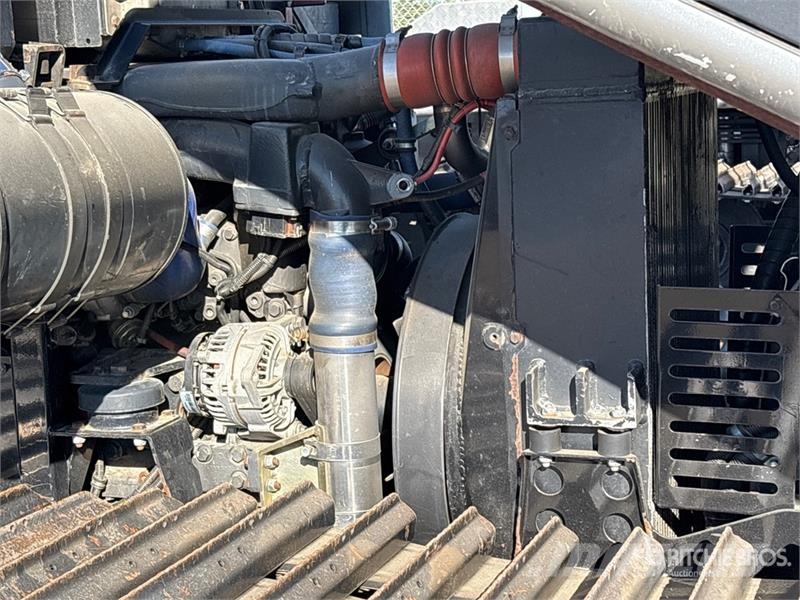 Prinoth Husky Snowcat (Inoperable) Kar düzleyiciler