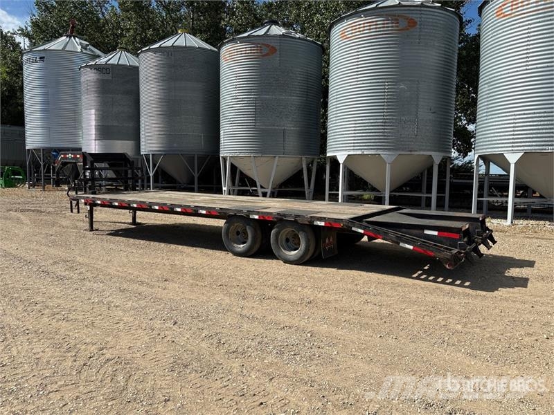 Pro-Trak 28 ft T/A Gooseneck Equipment Trailer Remolques para transporte de vehículos