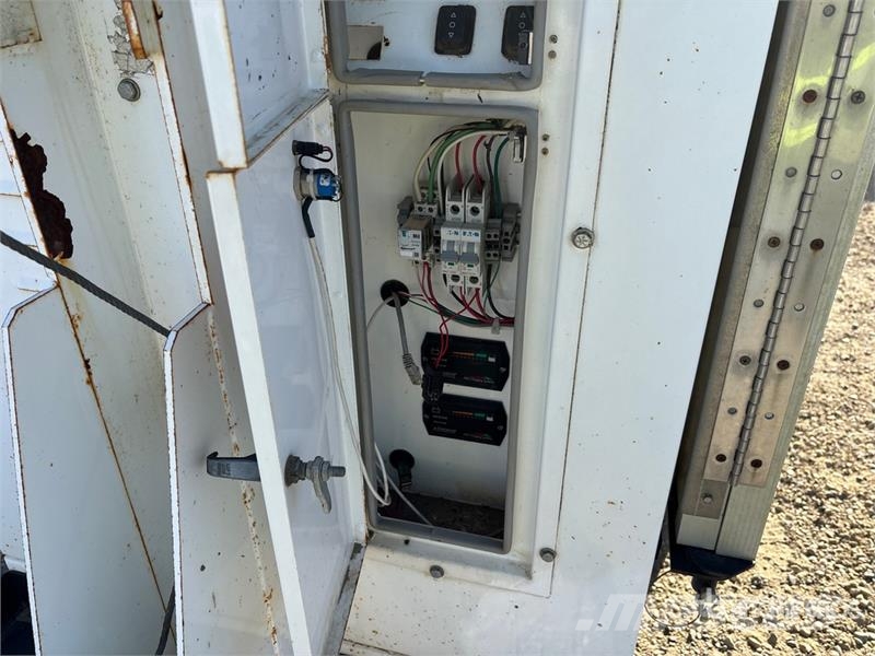 Progress Solar Solutions SLT1200 Solar LED Light Tower Rasvetni stubovi