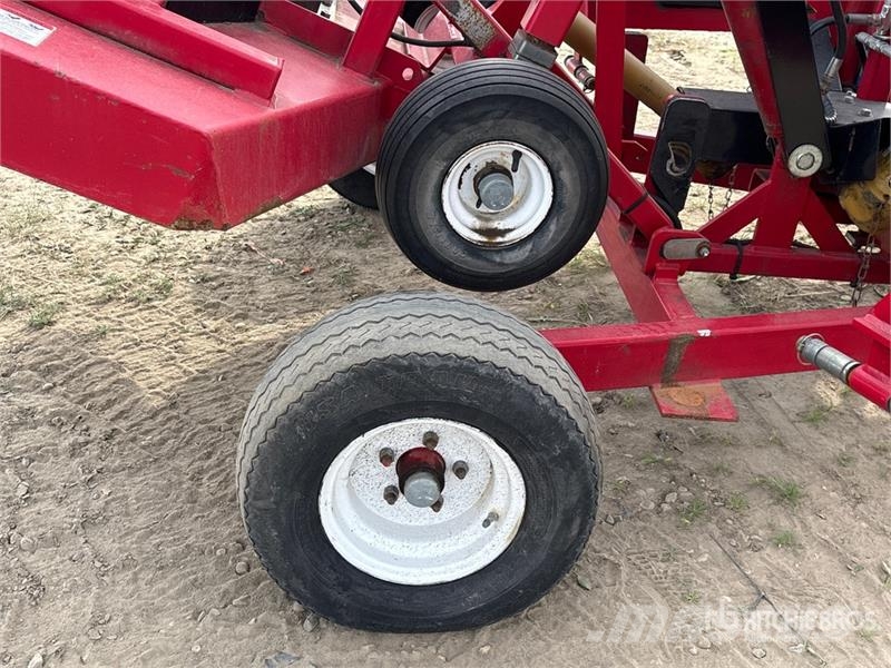 Progressive TD65 15 ft Flex Wing Rotary Cutter Loofklapper