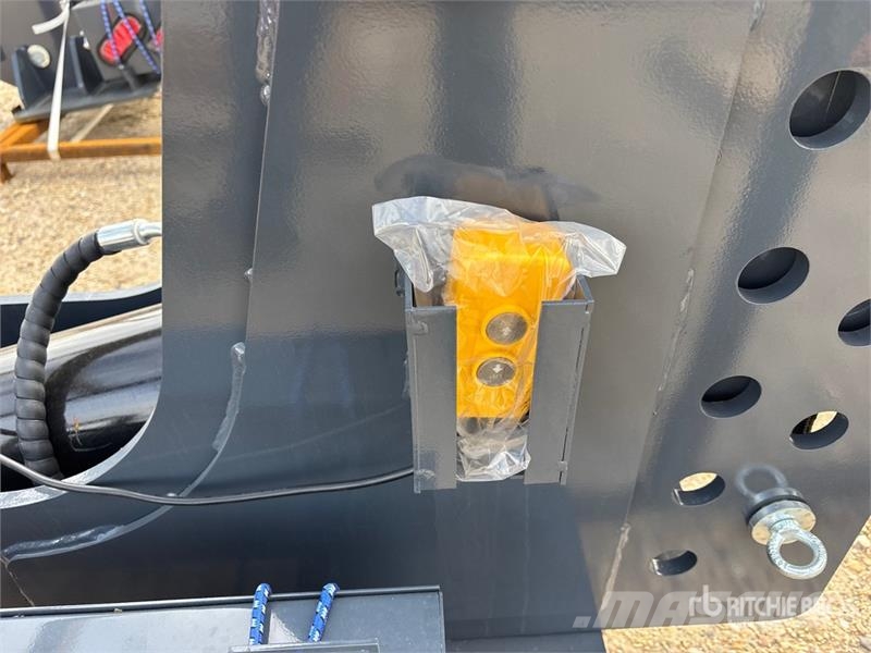  PROMECH FW80 Fifth Wheel Wrecker Attachment (Unuse Transportes - Outros
