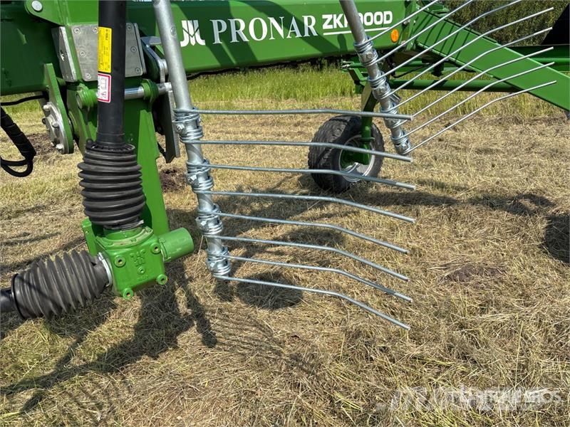 Pronar ZKP900D 36 ft 2 Rotor Hay Rake (Unused) Vaalutid ja kaarutid