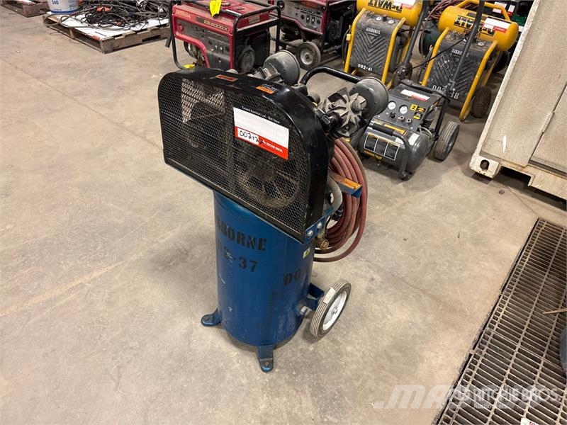 Puma PK-5020VP 7.6 cfm Electric 20 gal Air Compressor مكابس