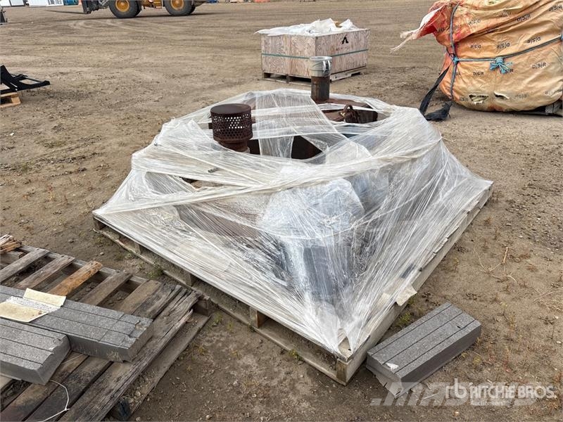 Pump Screens and water Hose Muut maatalouskoneet
