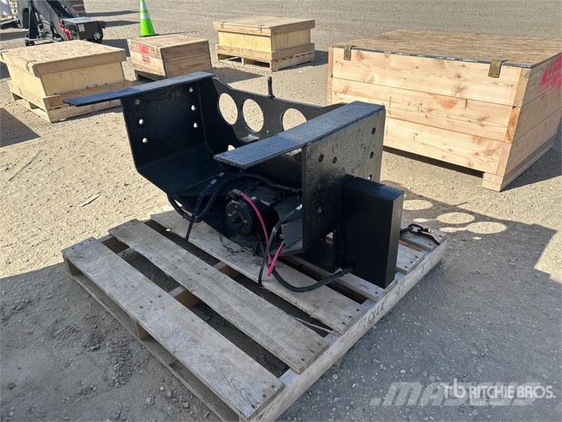 Pup Hitch - Fits Truck Коммерческий транспорт - Другие