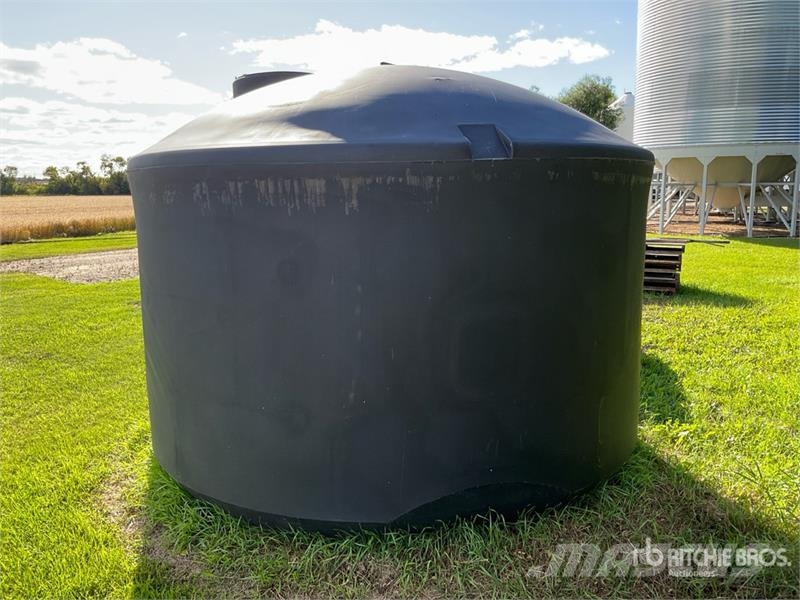 QMP 3400 gal Water Tank Kraftstoff- und Zusatzstoffbehälter