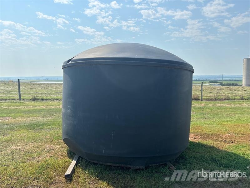  QMP 3400 gal Water Tank Kraftstoff- und Zusatzstoffbehälter
