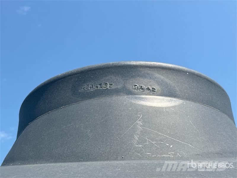  QMP 3400 gal Water Tank Kraftstoff- und Zusatzstoffbehälter