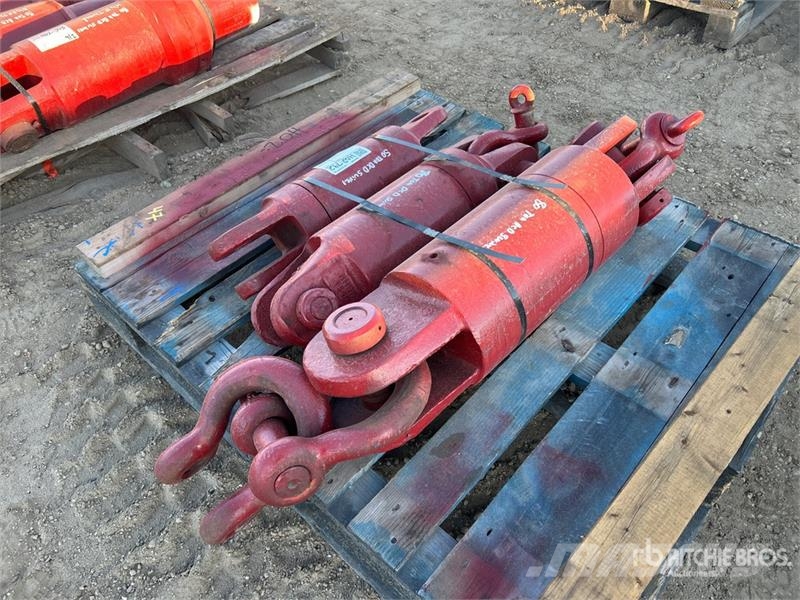  Qty Of (1) 50 Ton, (1) 70 Ton, (1) 80 Ton DCD Swiv Predelovalna oprema