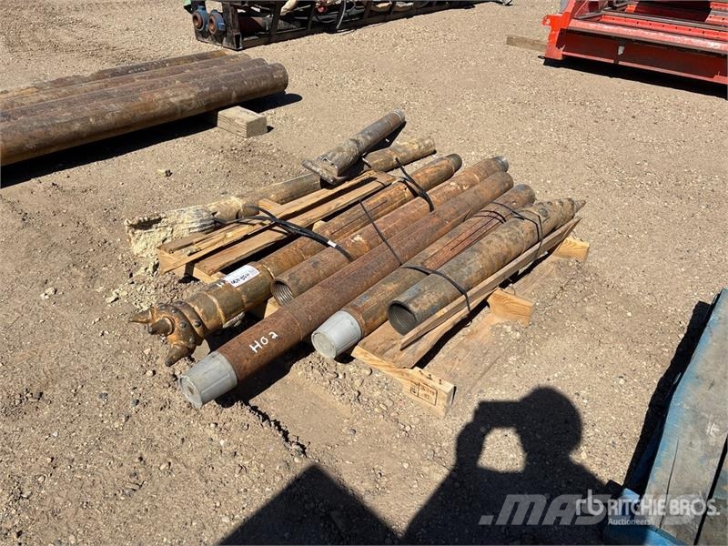  Qty Of 100 Sized Drill Heads/Bits Öl- und Gasbohrgeräte