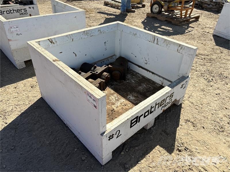 Qty Of Ditch Witch JT100 Wrench Cylinder Drugi deli