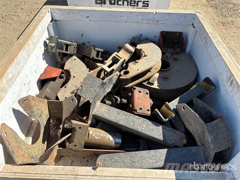 Qty Of Ditch Witch JT100 Parts Öl- und Gasbohrgeräte