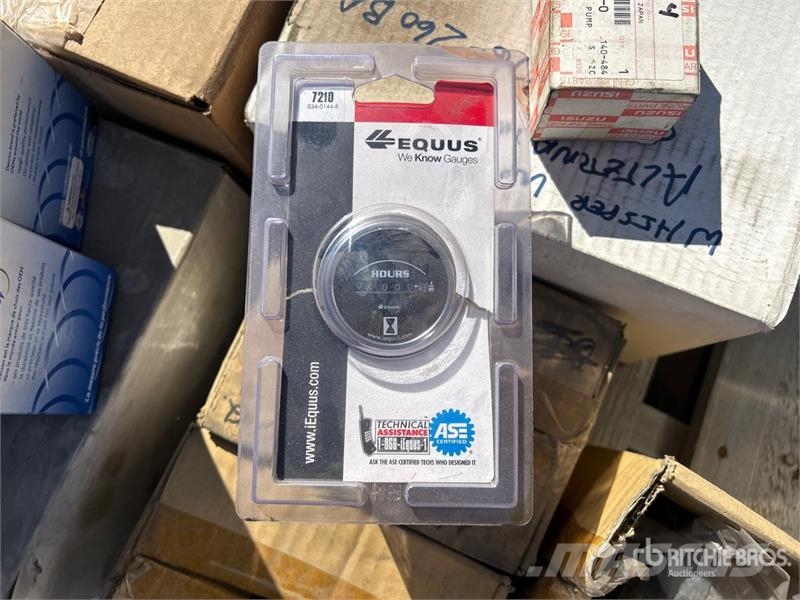 Qty of Misc. Light Tower/Generator Parts Drugi deli