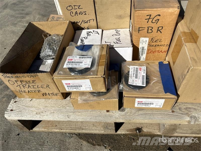 Qty of Misc. Light Tower/Generator Parts Drugi deli