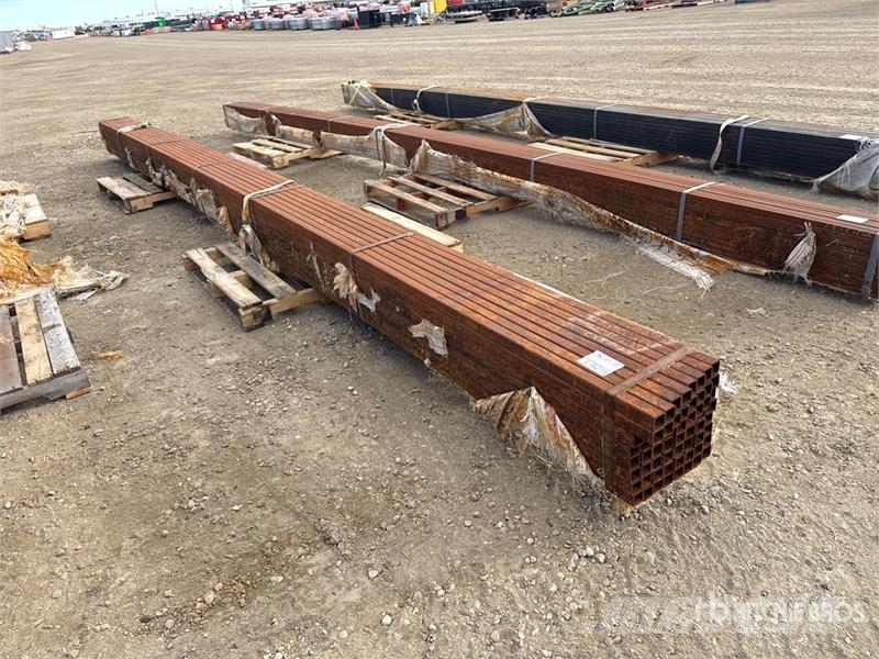Quantity of 1 1/2 in x 1 1/2 in x .125 x 24 ft HSS Строителство - Други