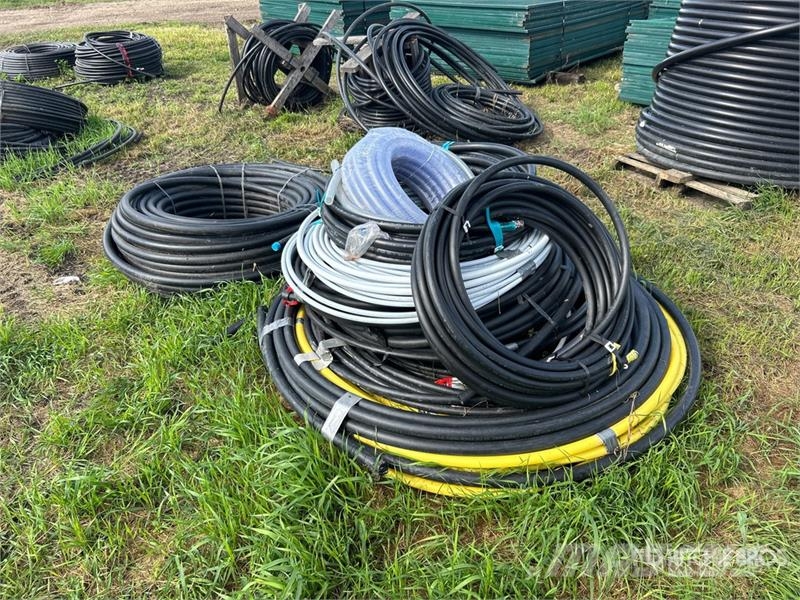  Quantity of 1/2 in - 1 3/4 in Utility Hoses Drugi deli