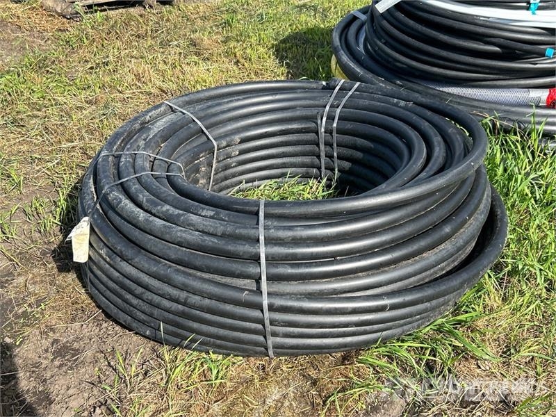  Quantity of 1/2 in - 1 3/4 in Utility Hoses Drugi deli