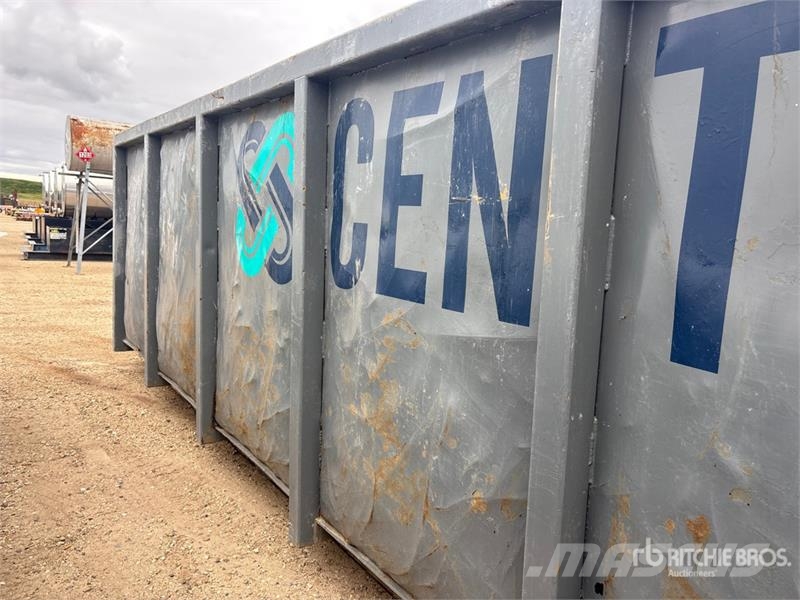  Quantity of (1) 30 Cubic Bins Roll-Off Container 特种集装箱