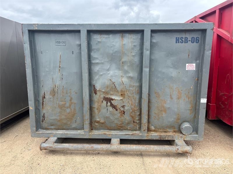  Quantity of (1) 30 Cubic Bins Roll-Off Container 特种集装箱
