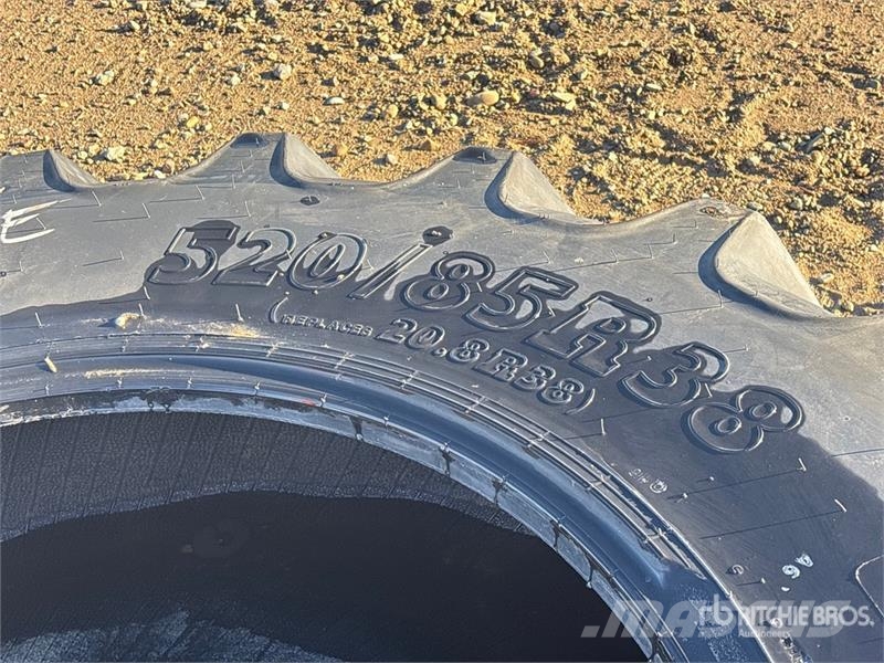 Quantity of (1) BKT 520/85R38 Tires Pneus, Rodas e Jantes