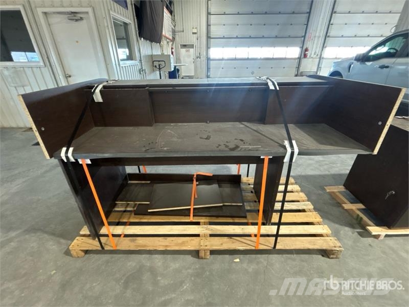 Quantity of (1) Computer Desk Κατασκευές - Άλλα