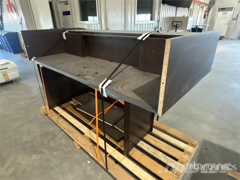 Quantity of (1) Computer Desk Κατασκευές - Άλλα