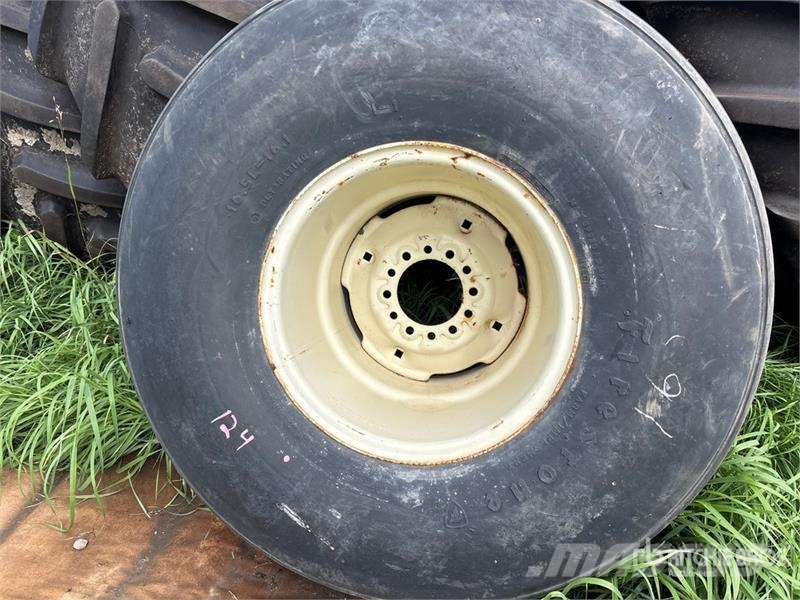 Quantity of (1) Firestone 16.5L-16.1 Implement Tir Opony, koła i felgi