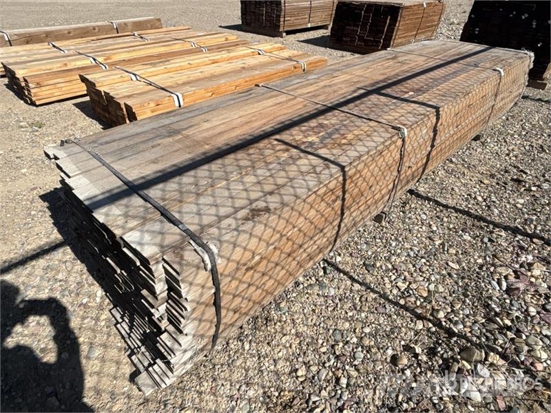 Quantity of 1 in x 4 in x 12 ft Lumber 其他組件
