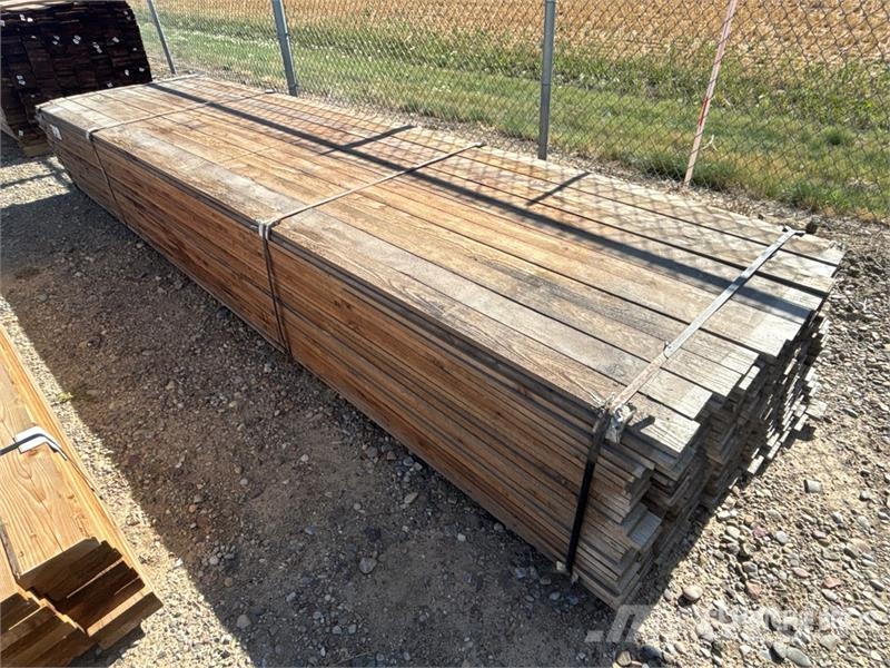 Quantity of 1 in x 4 in x 12 ft Lumber 其他組件