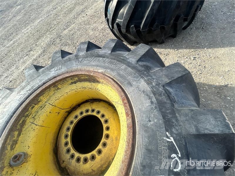 Quantity of (1) Primex 30.5L-32 Tires (Unused) - F Gume, točkovi i felne