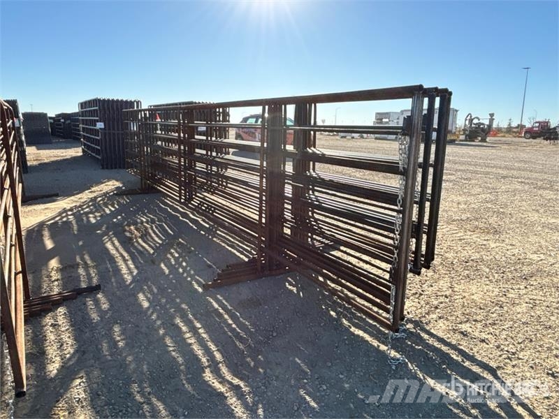  Quantity of (10) 24 ft Livestock Panel Ostale mašine i oprema za stoku