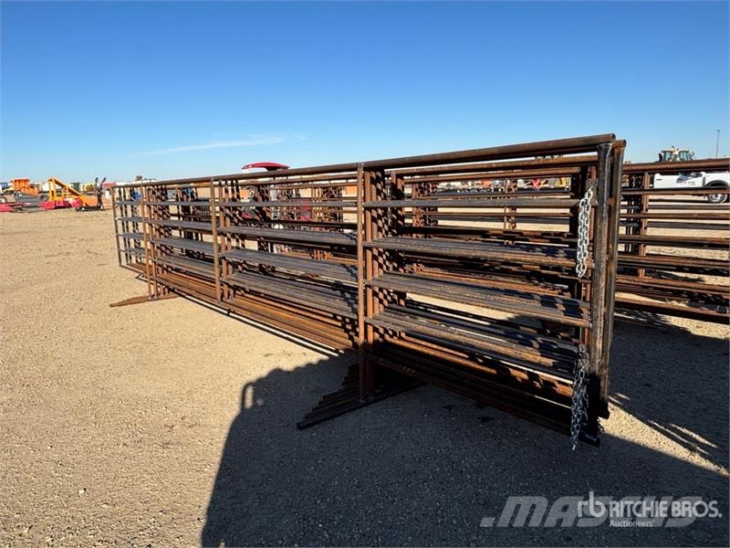  Quantity of (10) 24 ft Livestock Panel Ostale mašine i oprema za stoku