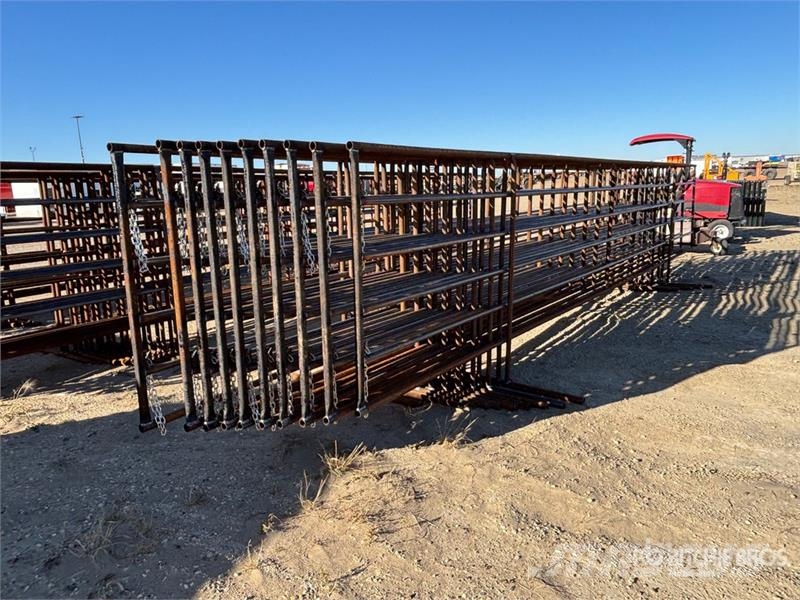  Quantity of (10) 24 ft Livestock Panel Ostale mašine i oprema za stoku